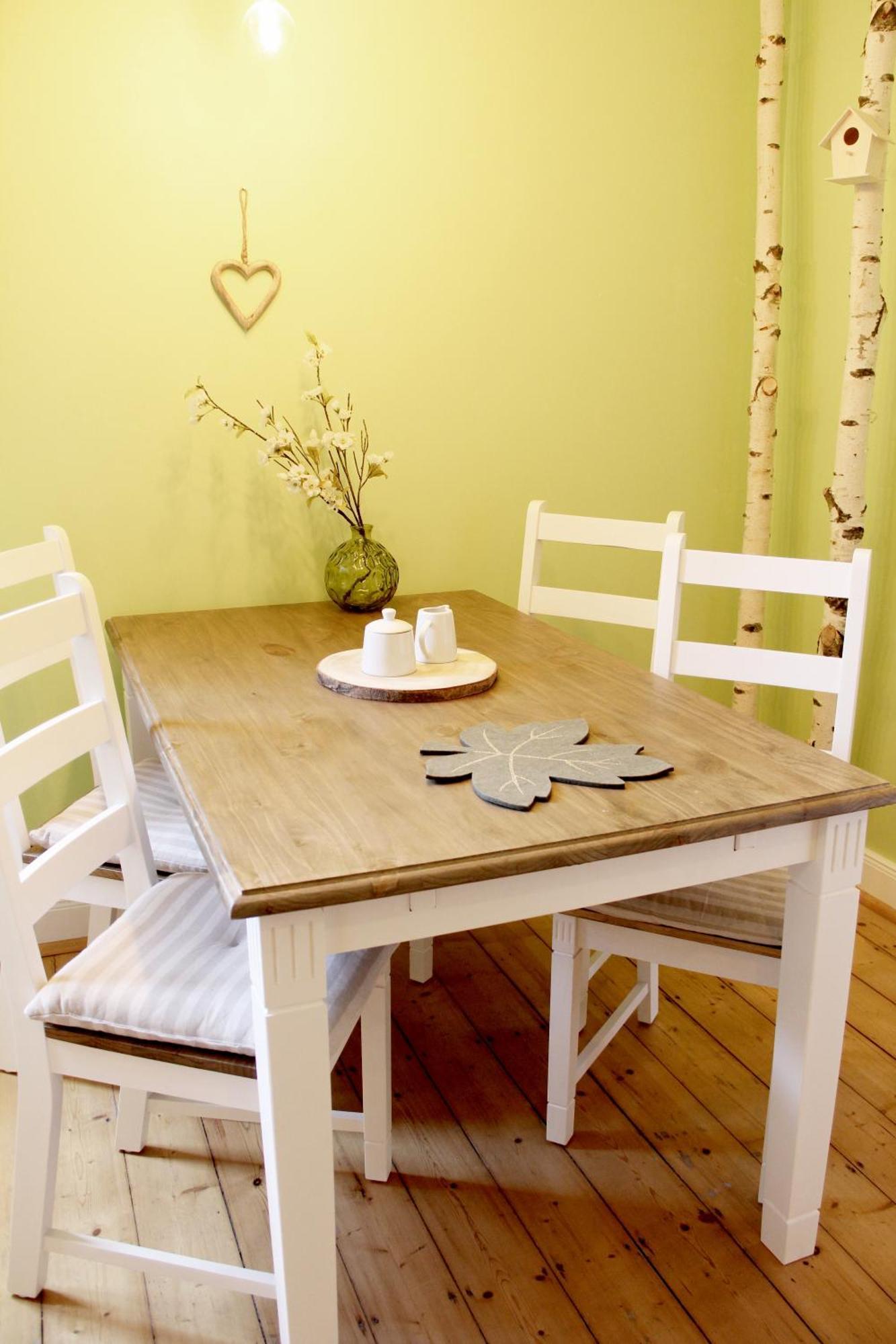 Apartment Secret Hideaways Wood Mit Kinderzimmer Messe L L Flughafen L Hbf Duisburg
